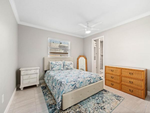 Sarasota Vacation Home Three Bedroom
