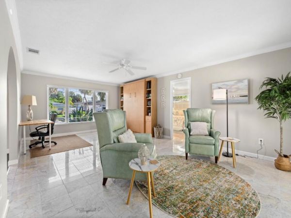 Sarasota Vacation Home Three Bedroom