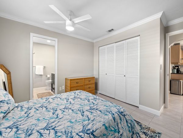 Sarasota Vacation Home Three Bedroom