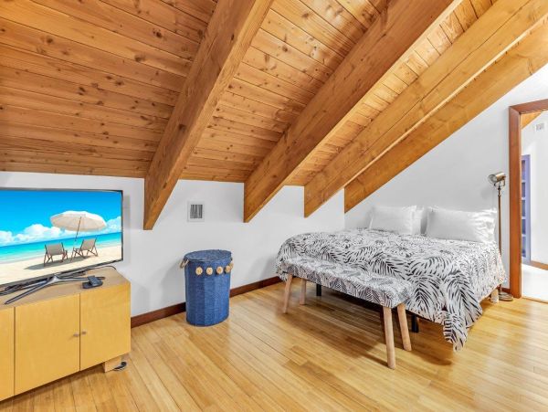Islamorada Three Bedroom Vacation Rental with Captivating Views