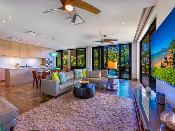Stunning Three Bedroom Vacation Rental in Wailea Sleeps 8