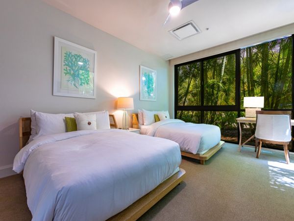 Stunning Three Bedroom Vacation Rental in Wailea Sleeps 8