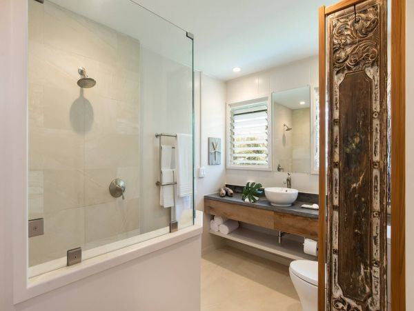 Oceanfront Four Bedroom Vacation Rental in Honolulu