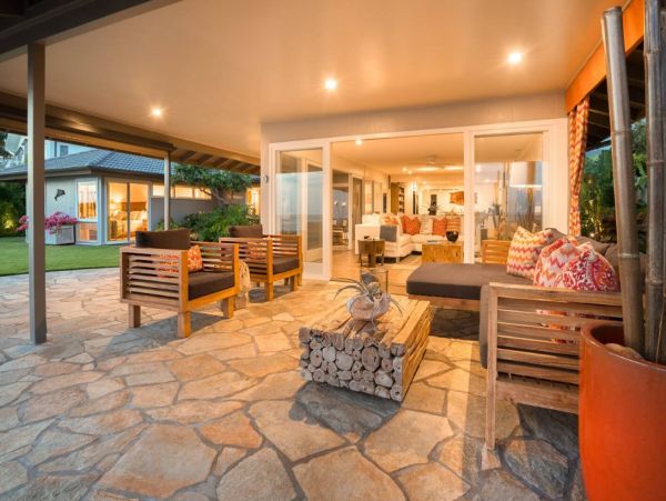 Oceanfront Four Bedroom Vacation Rental in Honolulu