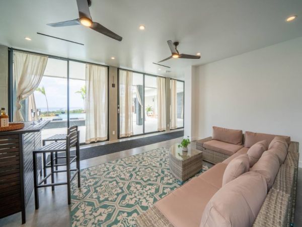 Ocean Views Waianae Vacation Luxury Pool Home