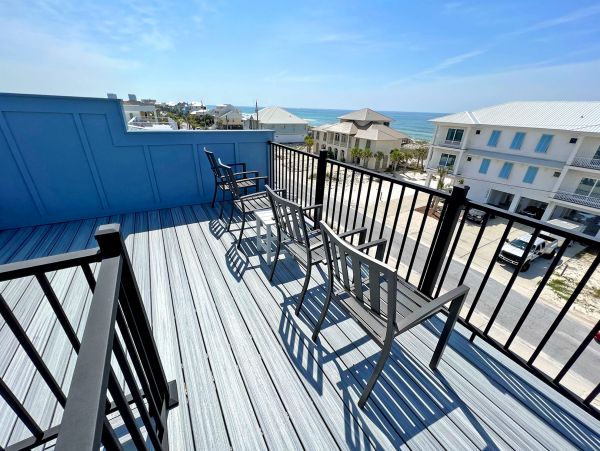 Pensacola Beach Vacation Home Six Bedroom Walk to Beach