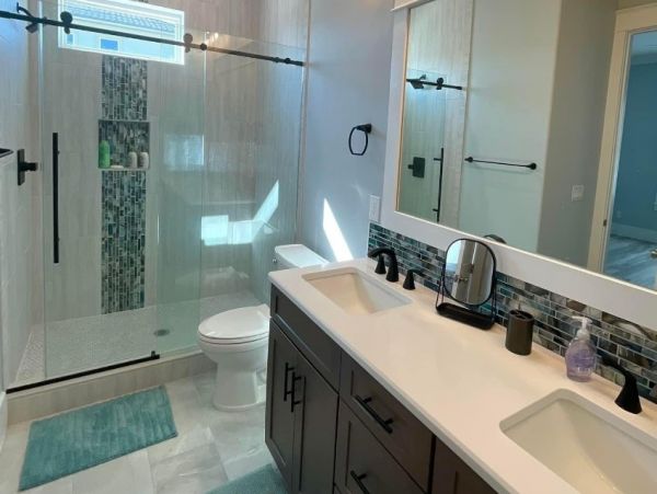 Pensacola Beach Vacation Home Six Bedroom Walk to Beach