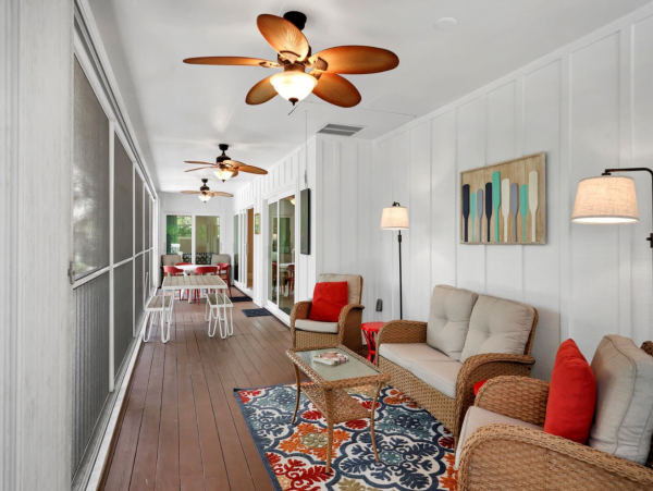 Three Bedroom Vacation Home Close to the Beach in Longboat Key