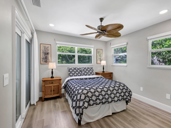 Three Bedroom Vacation Home Close to the Beach in Longboat Key