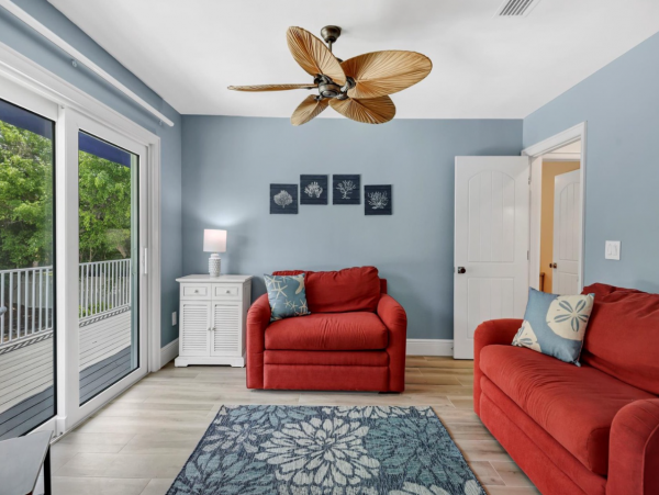 Three Bedroom Vacation Home Close to the Beach in Longboat Key