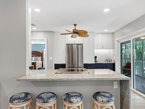 Three Bedroom Vacation Home Close to the Beach in Longboat Key