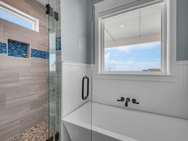 Navarre Beach Vacation Home Walk to Beach Five Bedroom