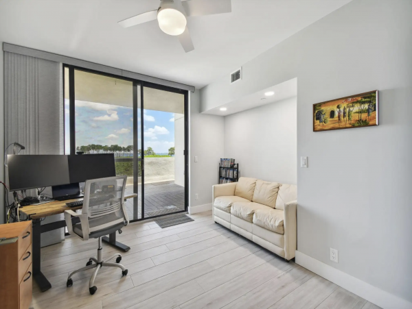 Luxury Vacation Condo with Beautiful Bay Views
