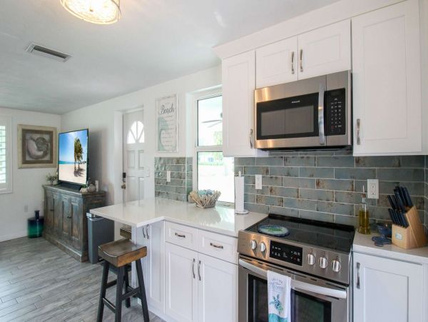Two Bedroom Canal Front Vacation Rental in Manasota Key