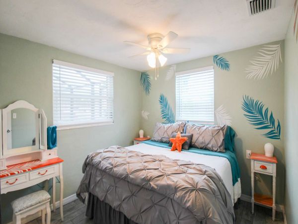 Two Bedroom Canal Front Vacation Rental in Manasota Key