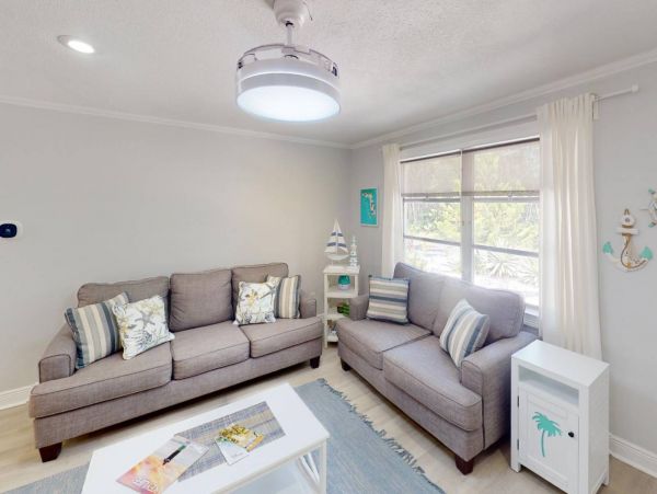 Longboat Key Vacation Condo Two Bedroom Walk to Beach