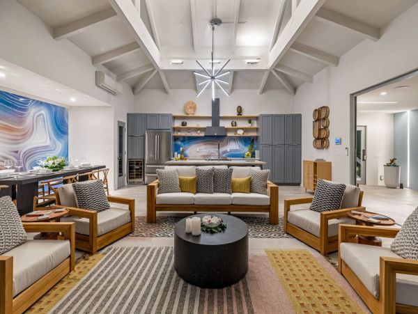 The Ultimate 4 Bedroom Vacation Rental with Pacific Views