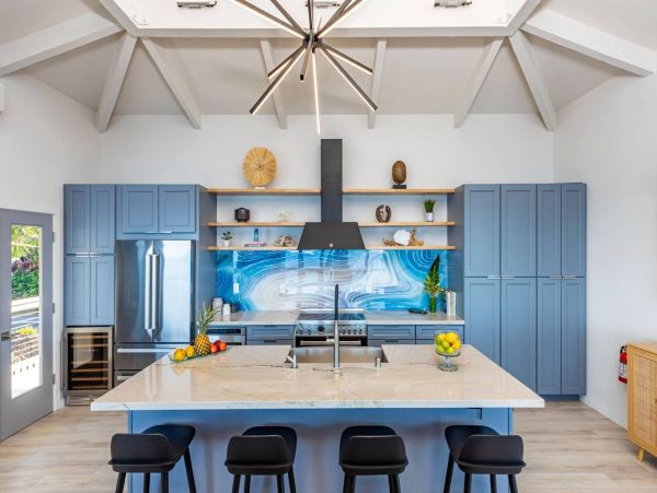The Ultimate 4 Bedroom Vacation Rental with Pacific Views
