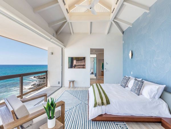 The Ultimate 4 Bedroom Vacation Rental with Pacific Views