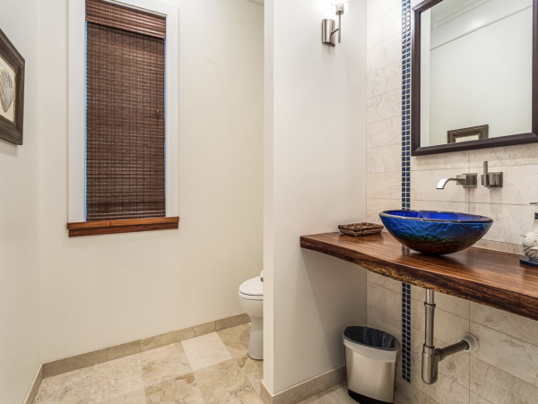 Three Bedroom There plus bathroom Luxury Villa