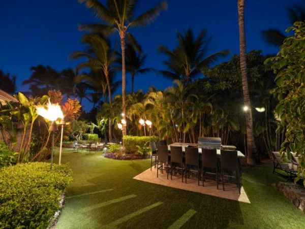 Waikoloa Luxury Five Bedroom Estate with Private Pool & Spa