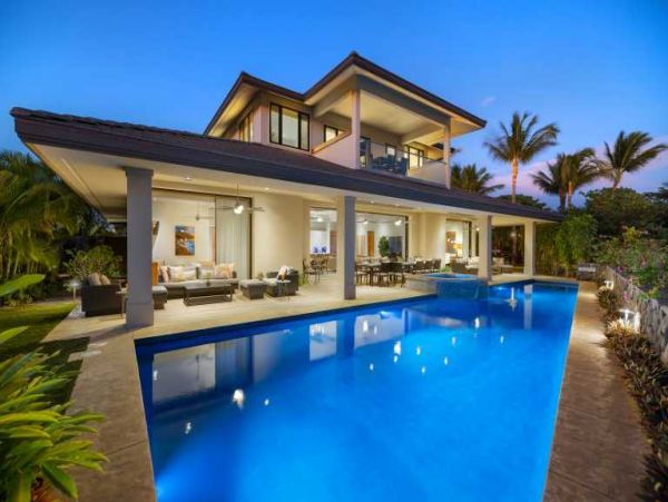 Waikoloa Luxury Five Bedroom Estate with Private Pool & Spa