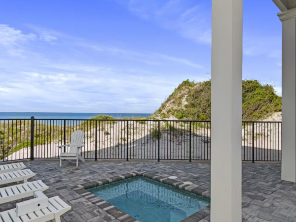 Gulf-front 6 Bedroom Vacation Rental Great Amenities