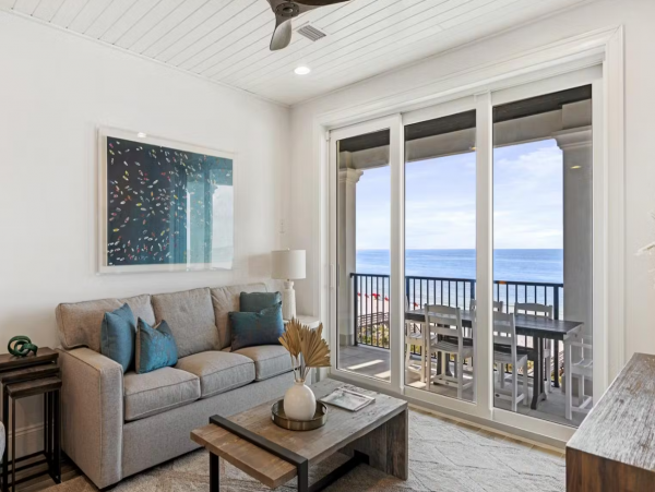 Gulf-front 6 Bedroom Vacation Rental Great Amenities