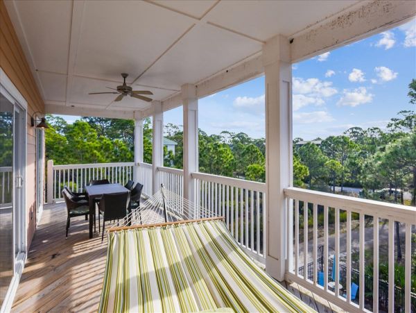 St. George Vacation Home Five Bedroom Walk to Beach