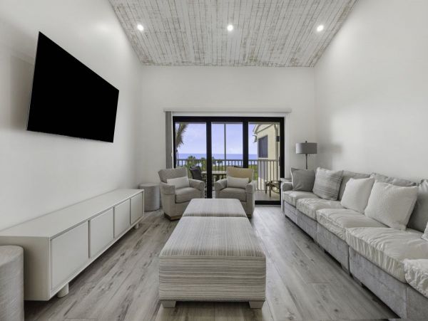 Lovely Captiva 4 Bedroom Vacation Condo with Gulf Views