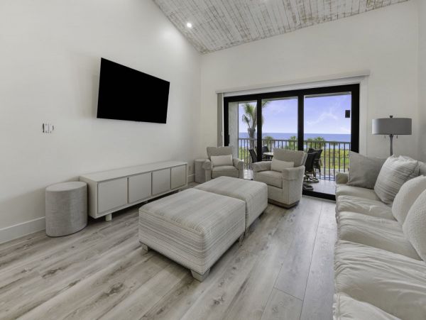 Lovely Captiva 4 Bedroom Vacation Condo with Gulf Views