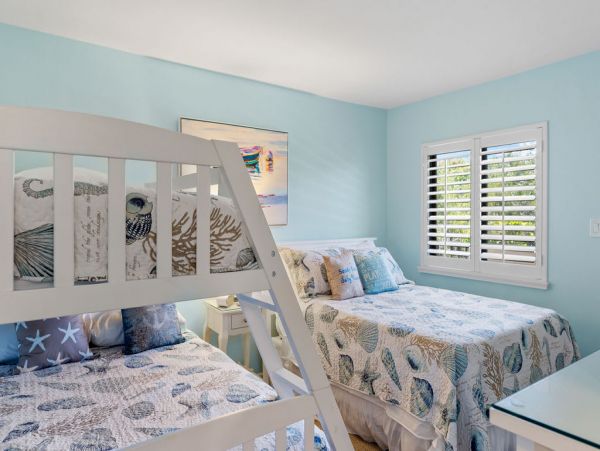 Charming 2 Bedroom Vacation Condo in Sanibel
