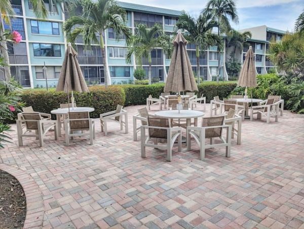 Charming 2 Bedroom Vacation Condo in Sanibel