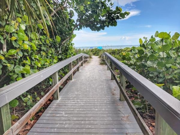 Charming 2 Bedroom Vacation Condo in Sanibel