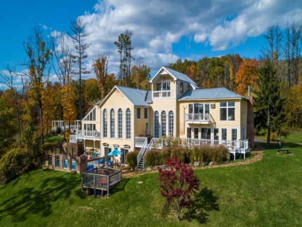 Luxury 22 Bedroom Vacation Rental in Hudson, NY