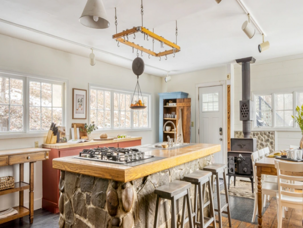 Luxury 22 Bedroom Vacation Rental in Hudson, NY