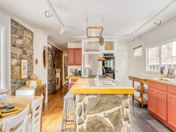 Luxury 22 Bedroom Vacation Rental in Hudson, NY