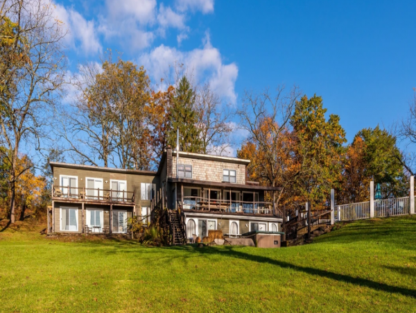 Luxury 22 Bedroom Vacation Rental in Hudson, NY