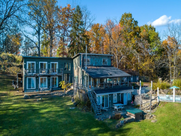 Luxury 22 Bedroom Vacation Rental in Hudson, NY