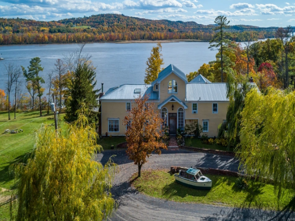 Luxury 22 Bedroom Vacation Rental in Hudson, NY