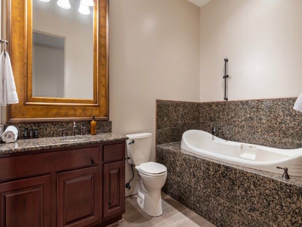 Sedona Seven Bedroom Vacation Rental with Mountain Views