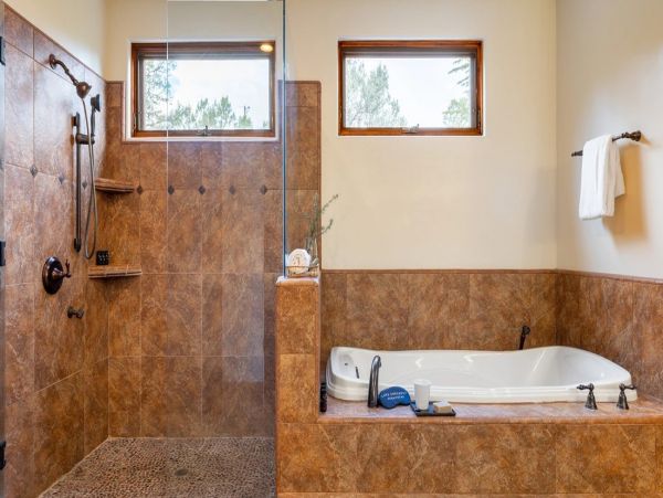 Sedona Seven Bedroom Vacation Rental with Mountain Views