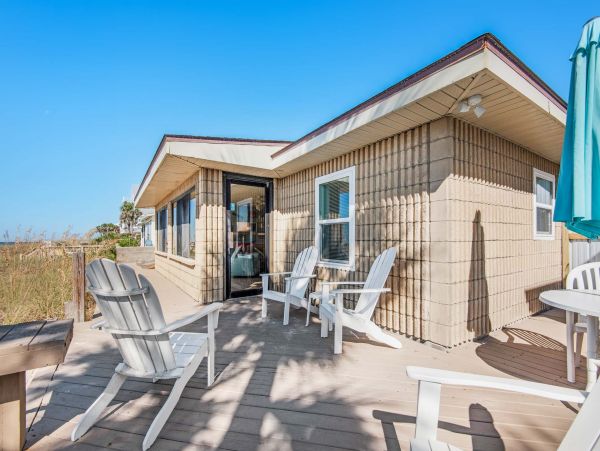 Beach Front Pet Friendly Beach Home