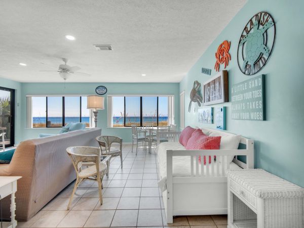 Beach Front Pet Friendly Beach Home