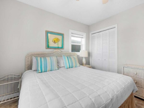 Beach Front Pet Friendly Beach Home