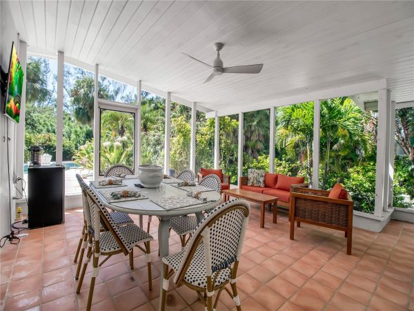 Longboat Key Vacation Rental - Luxury Home with Pool & Garden Oasis