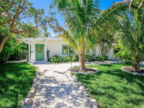 Longboat Key Vacation Rental - Luxury Home with Pool & Garden Oasis