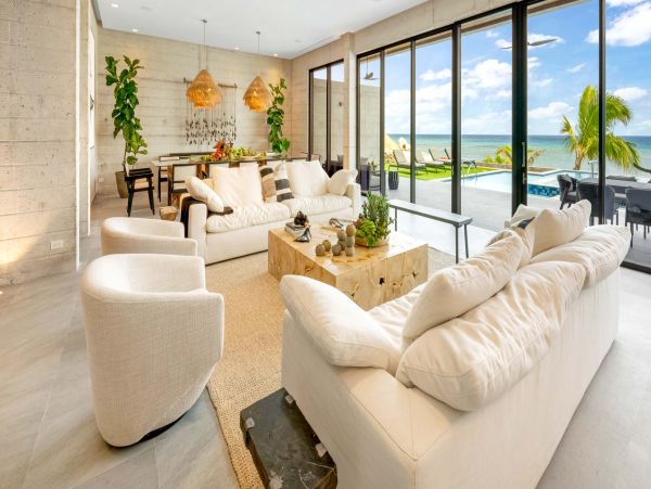 Grand Cayman Luxury Villa Rental - 8 Bedroom Beachfront Villa with Private Beach