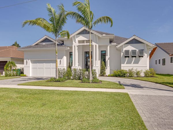 Four Bedroom Canal Front Vacation Rental in Marco Island