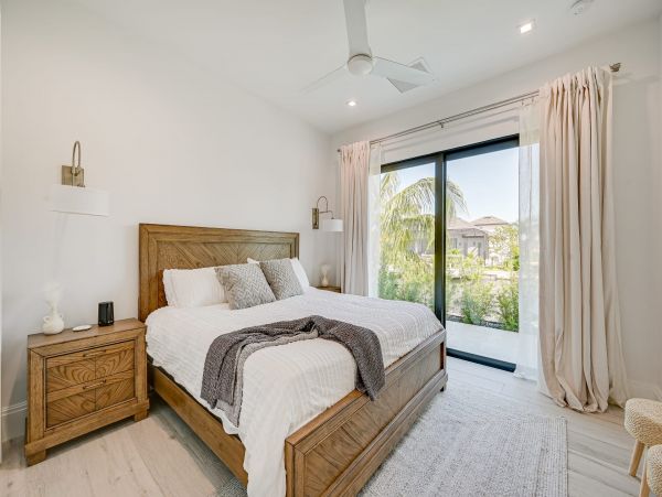 Four Bedroom Canal Front Vacation Rental in Marco Island